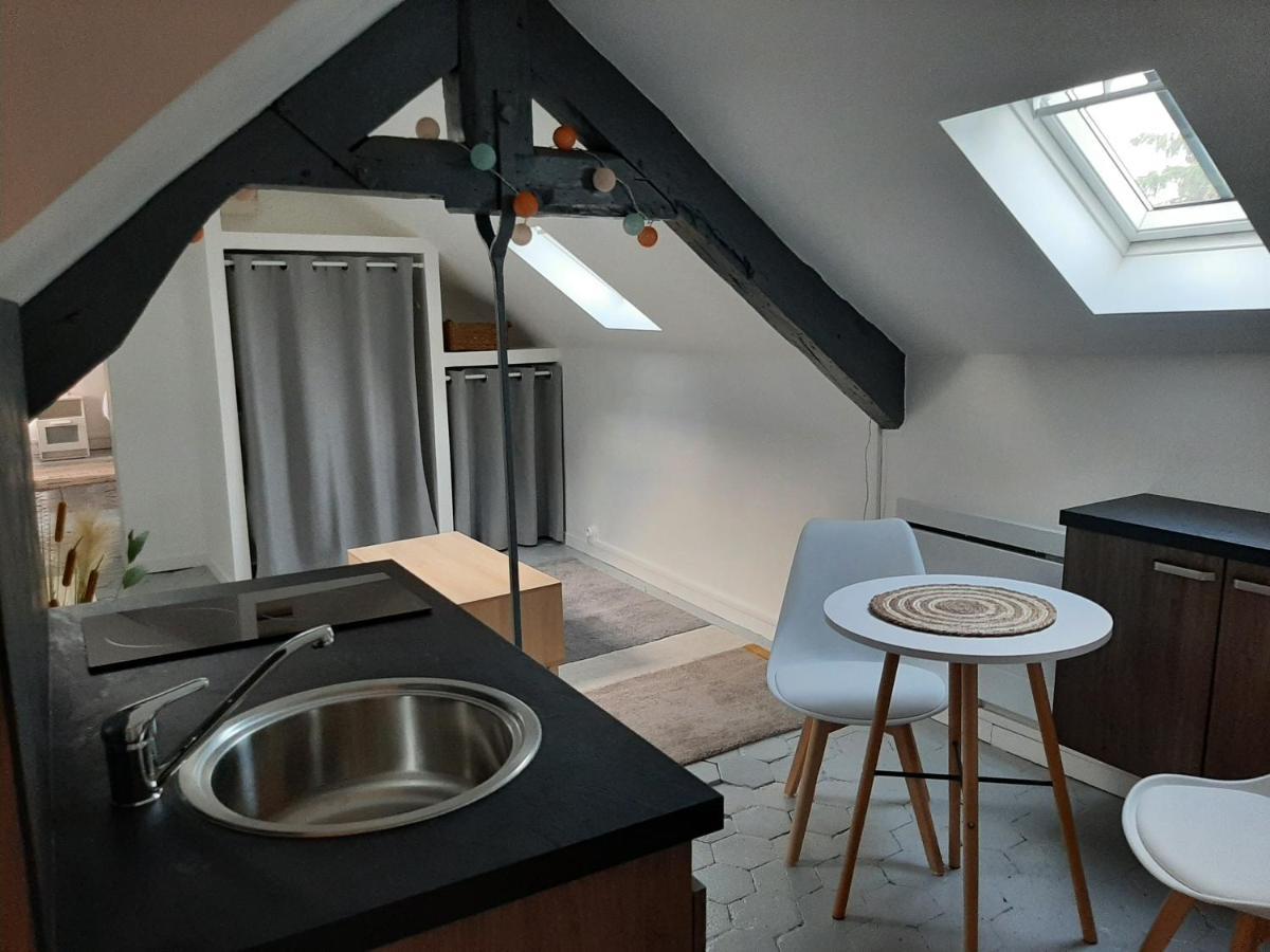 La Maison De L 'Arbre Sec Fontainebleau Ngoại thất bức ảnh